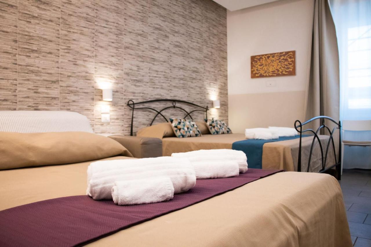 Domus Castroni Pompeo Magno Bed & Breakfast โรม ภายนอก รูปภาพ