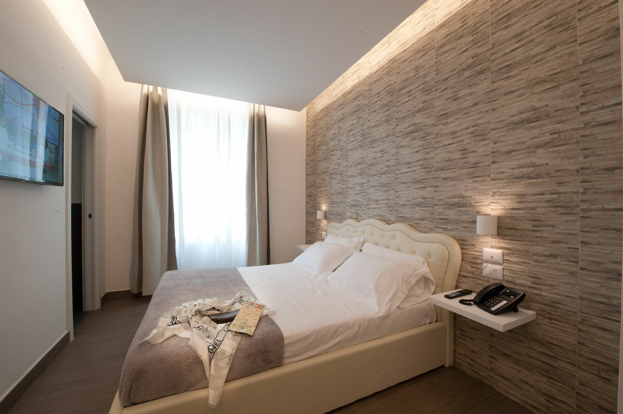 Domus Castroni Pompeo Magno Bed & Breakfast โรม ภายนอก รูปภาพ
